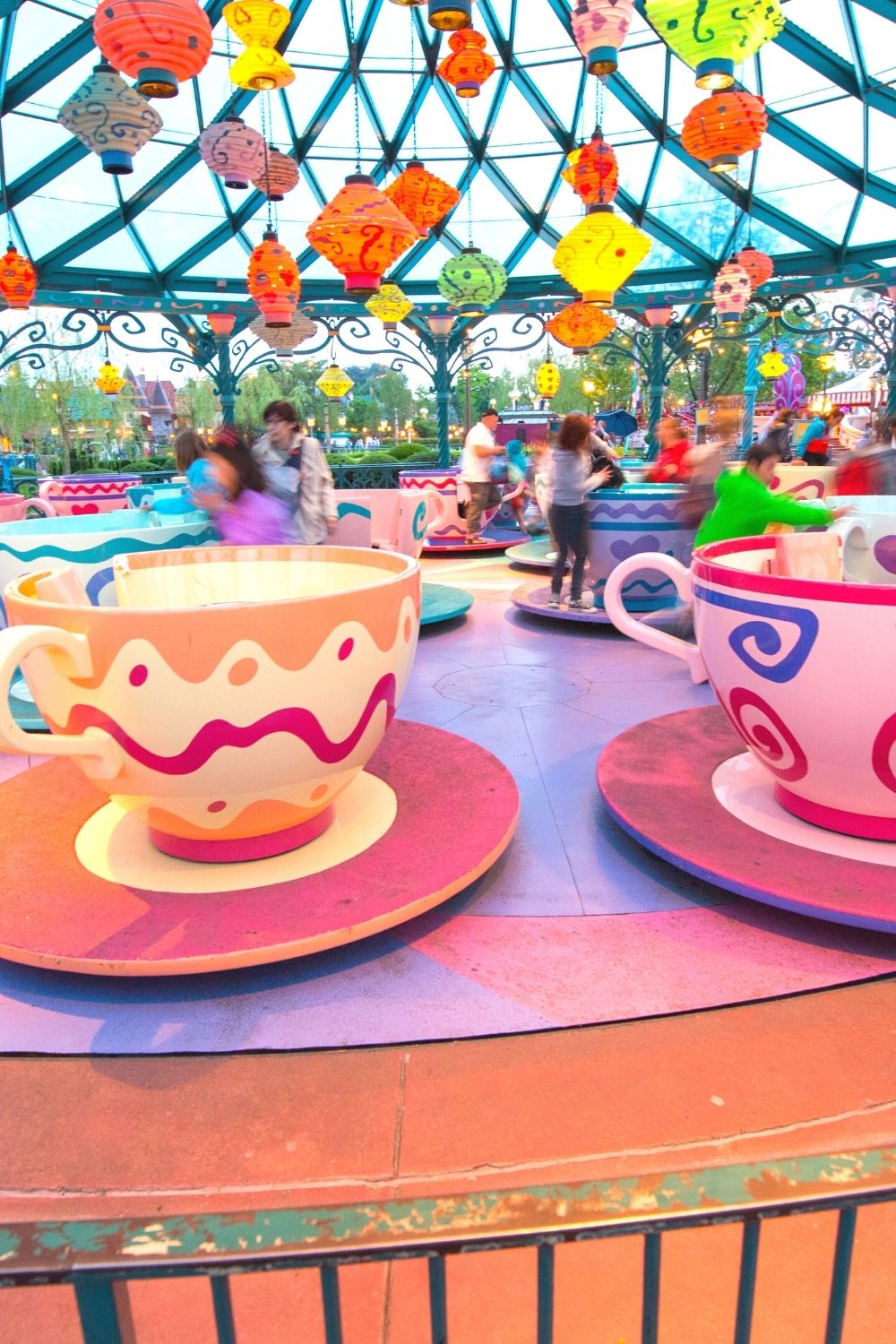 the teacup attraction at Disneyland