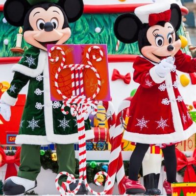 Your Ultimate Guide to Christmas at Disney World