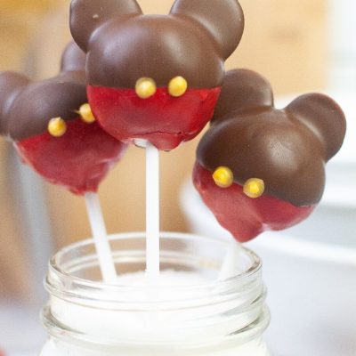 Mickey Mouse Cake Pops for a Party