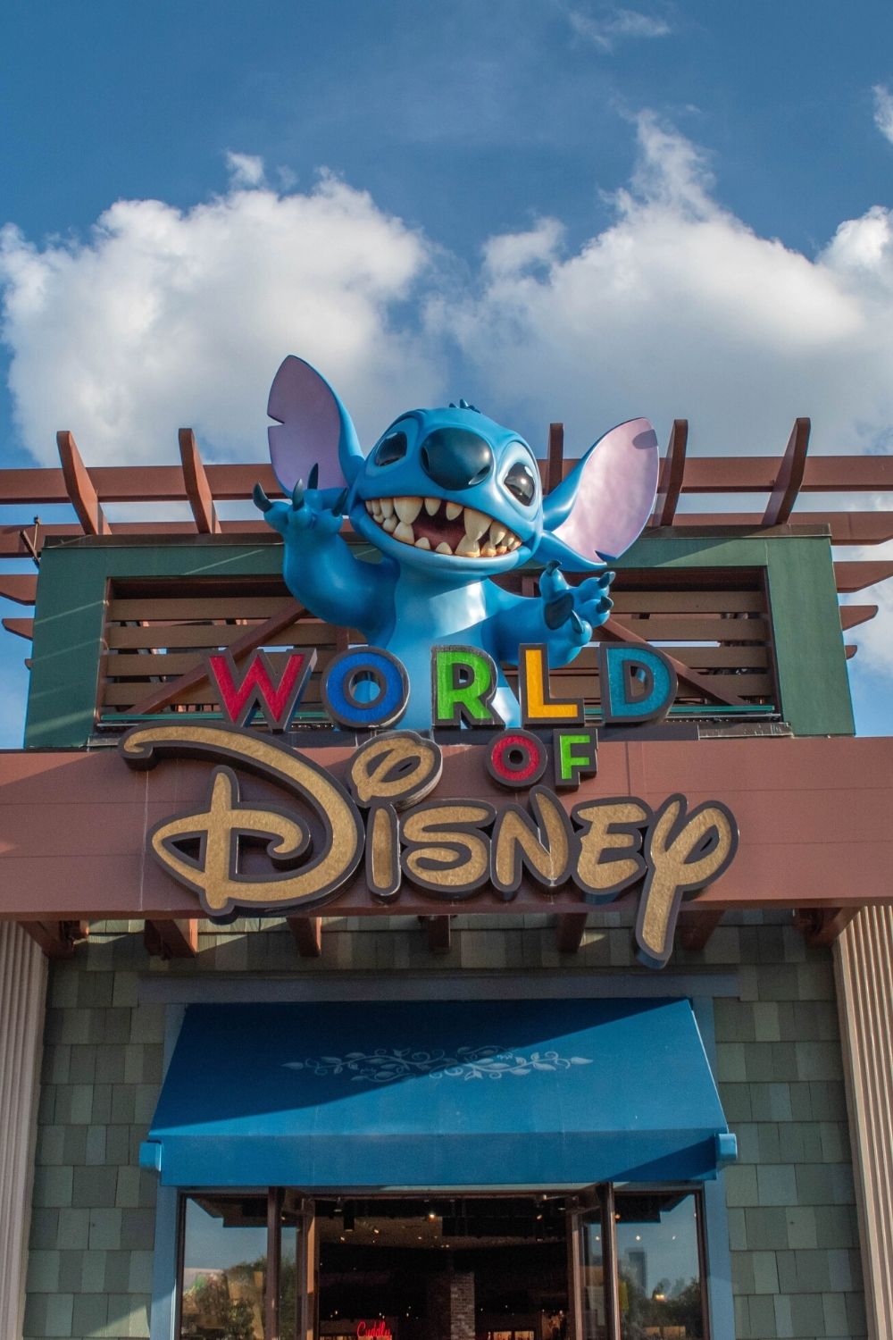 Stitch decor at World of Disney in Disney Springs